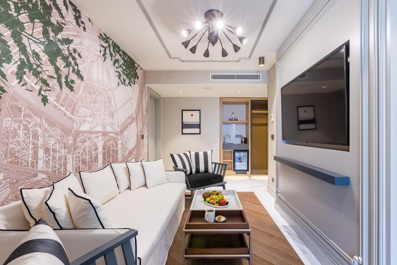 איסטמבול Stayso The House Hotel מראה חיצוני תמונה A suite at the hotel