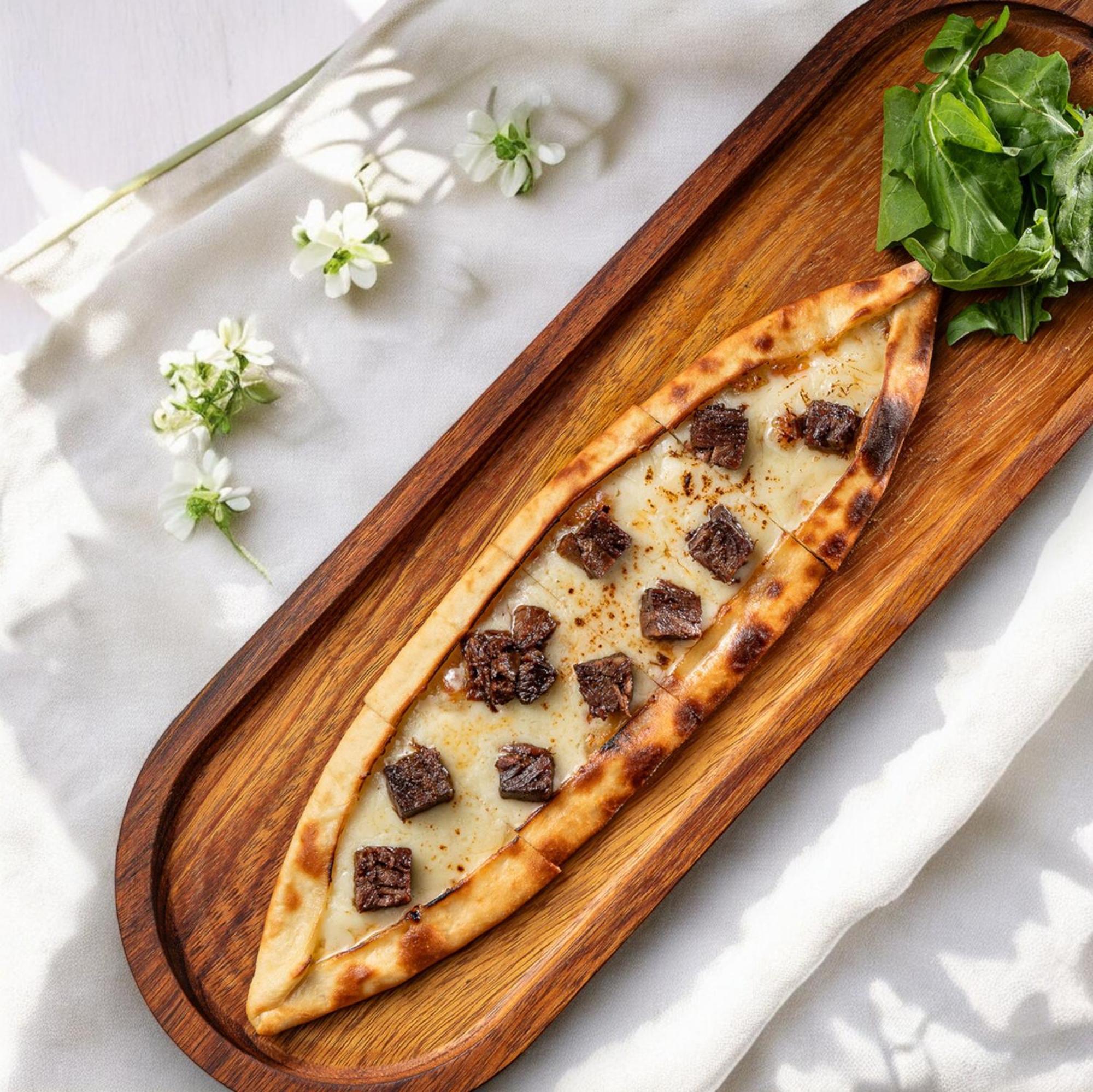 איסטמבול Stayso The House Hotel מראה חיצוני תמונה Turkish Lahmacun